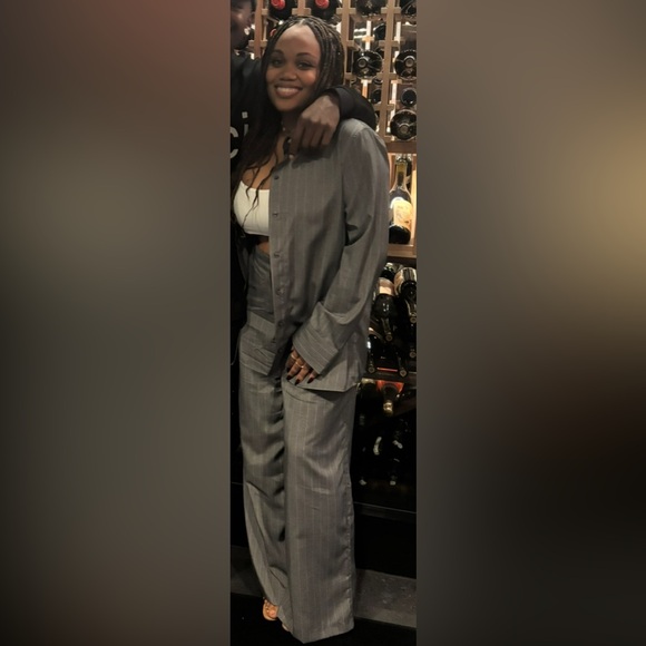 H&M Gray Pinstripe Matching Set - Picture 6 of 6